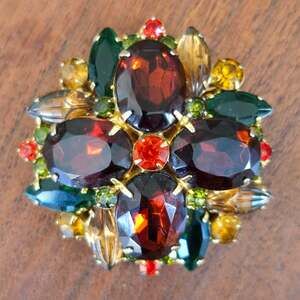 Vintage Juliana? Autumn Shades Brooch Dark Topaz Ovals Molded Navettes 1960s
